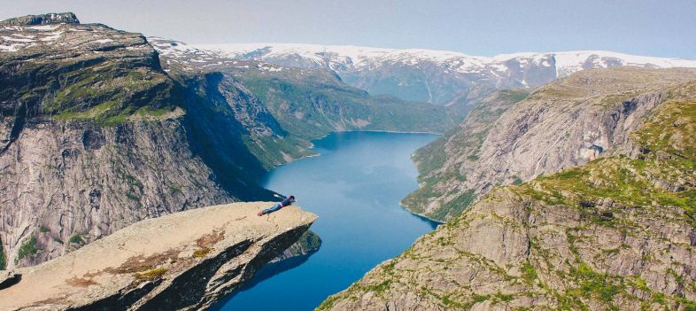 Trolltunga Hike Guide, Cliff view