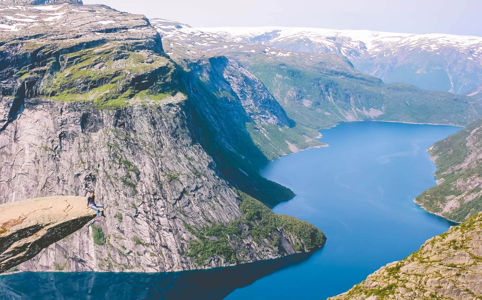 Trolltunga Hike Guide, Trolltunga cliff picture