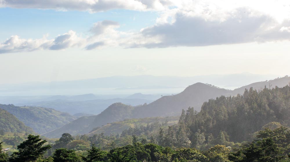 Three days guide to Monteverde Cloud Forest Reserve - the lush escape of Costa Rica 