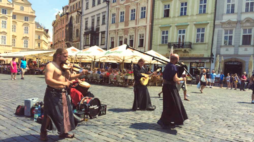 Prague street music