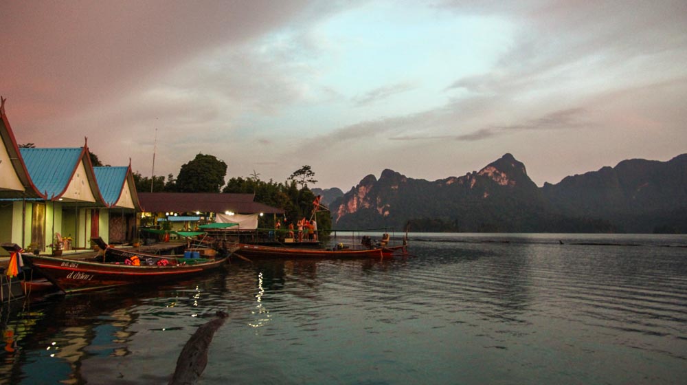 khao sok bungalows