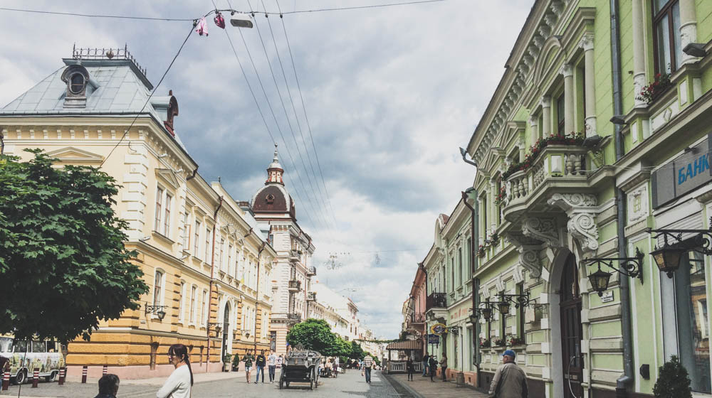 chernivtsi walking street