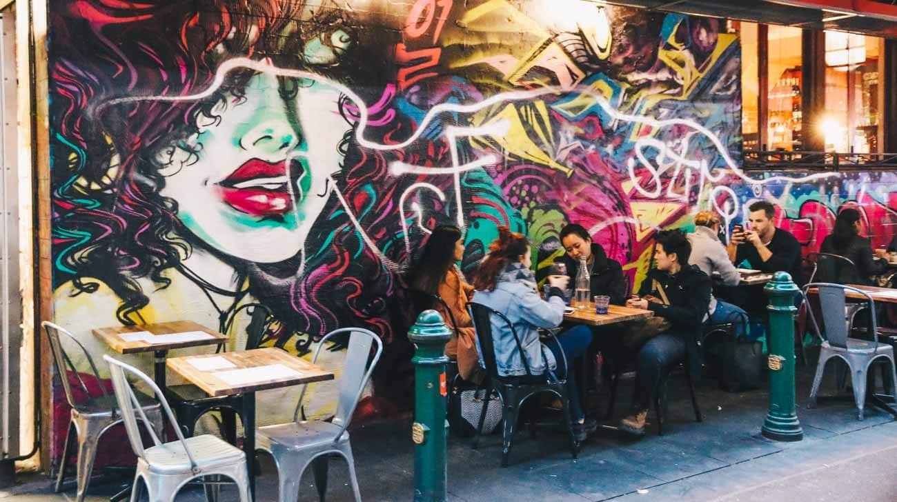 Degraves lane cafe in Melbourne