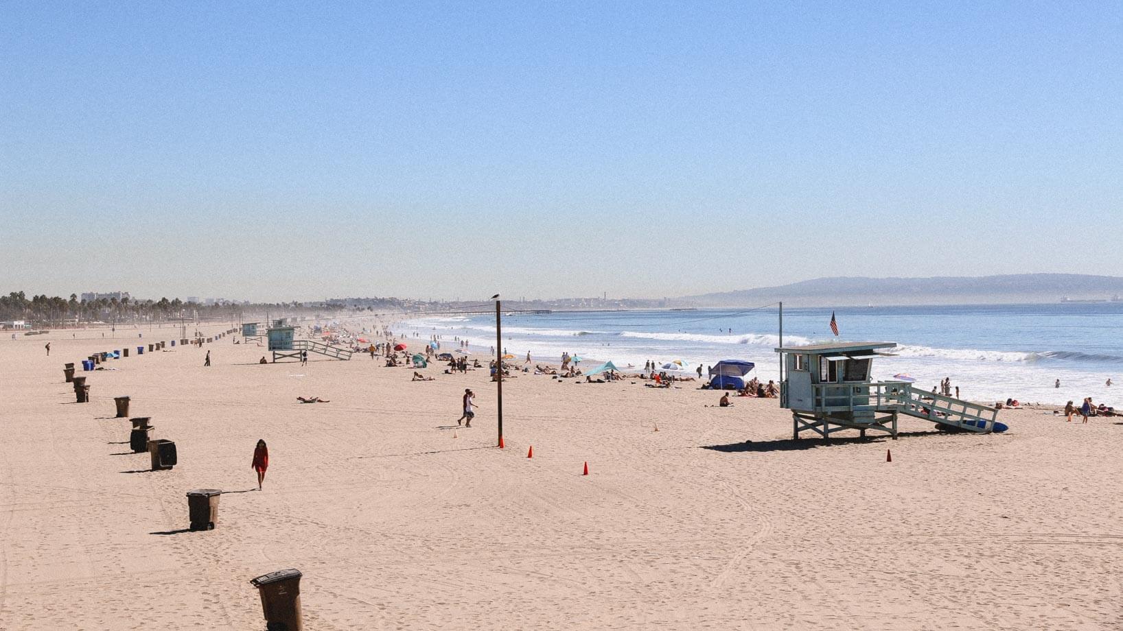 American Dream Experiment: The view over the Santa Cruz beach in sunny weather, California