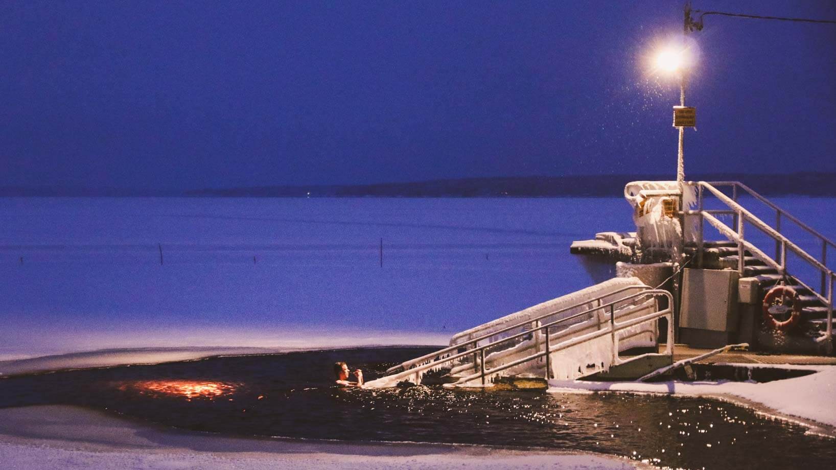 Rauhaniemi sauna. Things to do in Tampere on a winter holiday in Finland