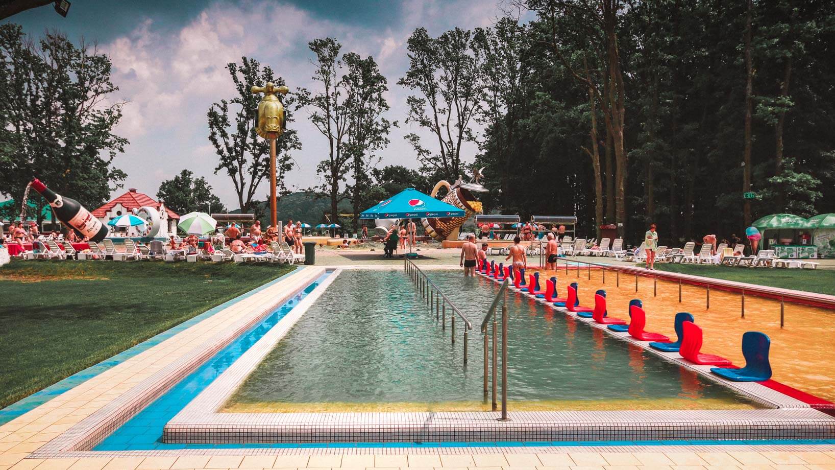 Ying Yang pool, Thermal Waters Kosino in Carpathians might be the Best Ukraine Spa