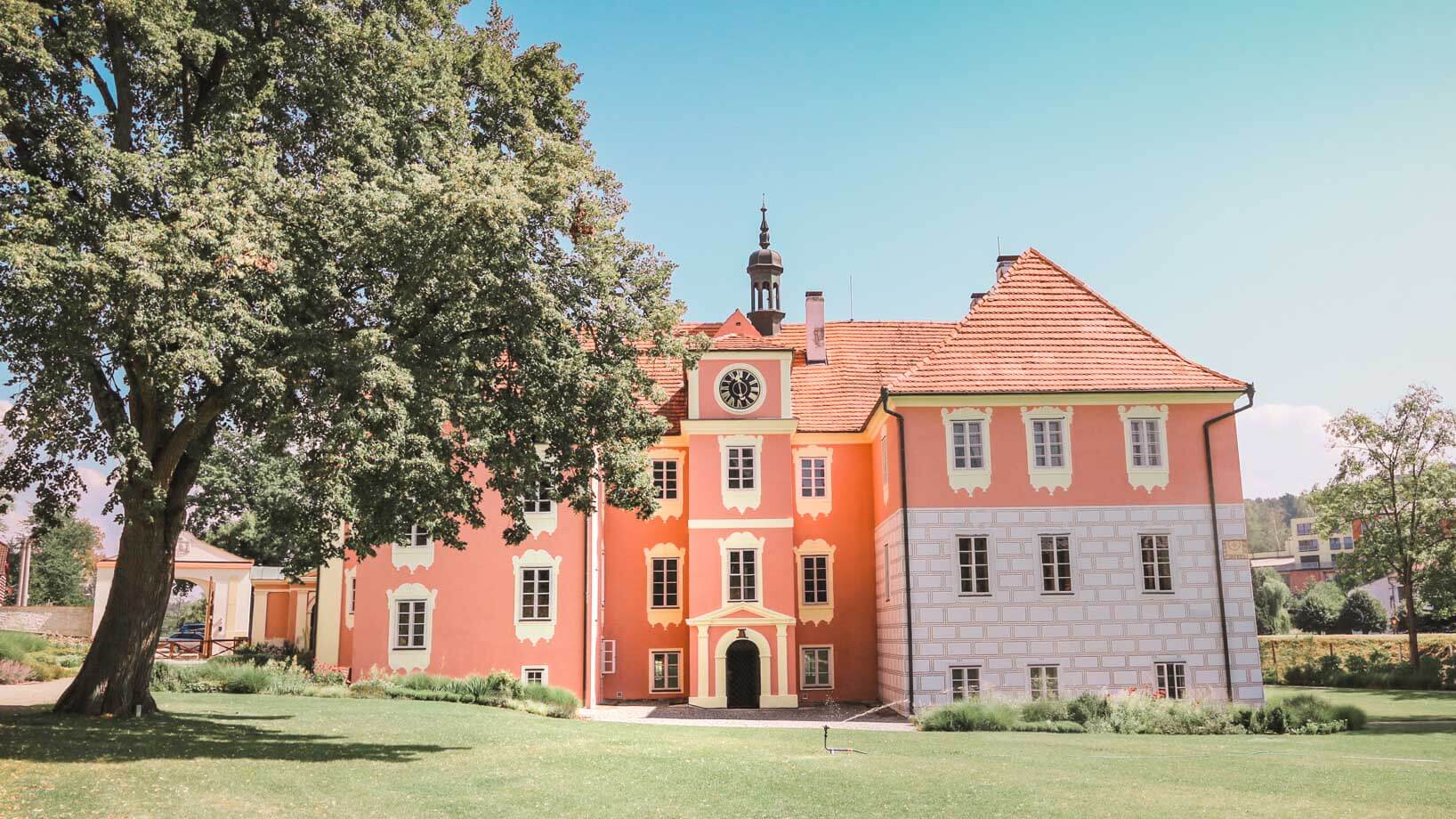 Mitrowicz Castle Garden Fairy-Tale Castles in Czech Republic That You Didn't Know About