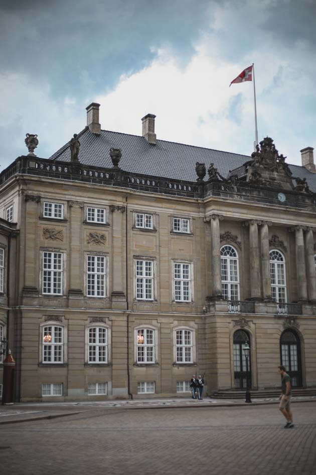 Amalienborg-One-Day-In-Copenhagen