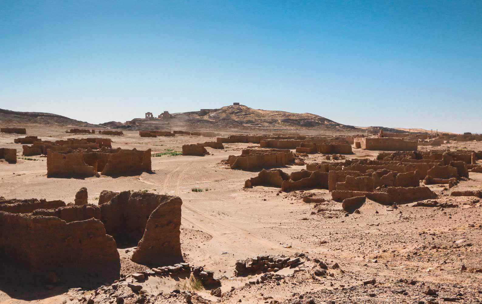 Merzouga-desert-tour-old-ruins-One-Week-Morocco-Itinerary