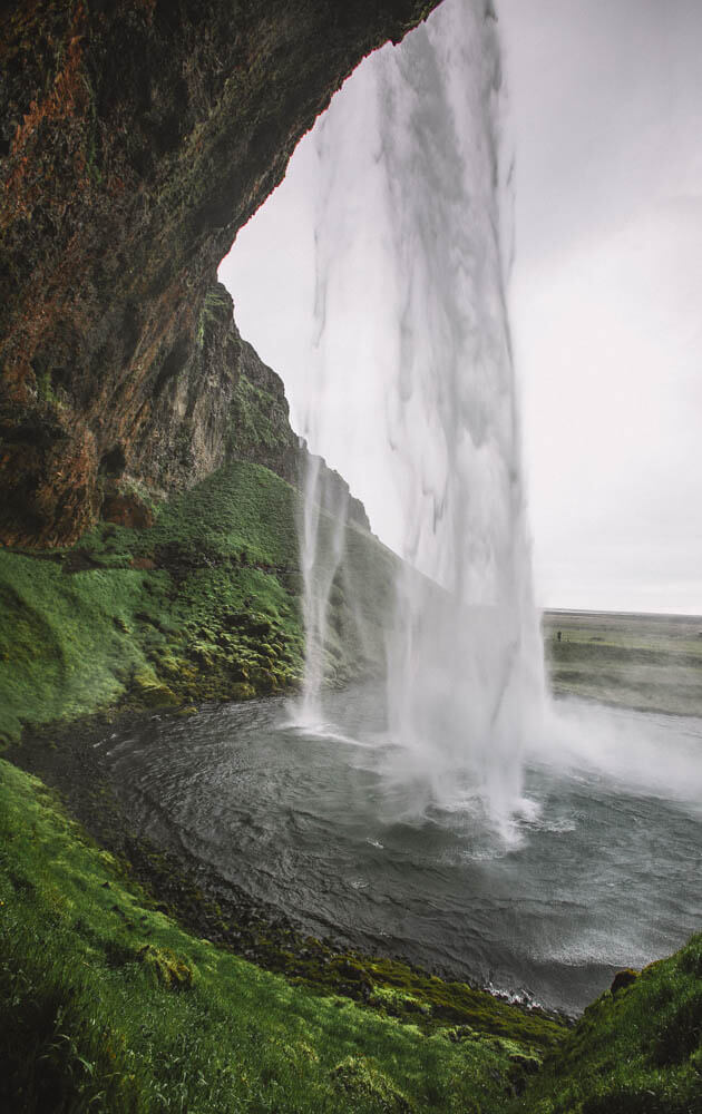 10-Days-Iceland-Itinerary-Seljalandsfoss-5