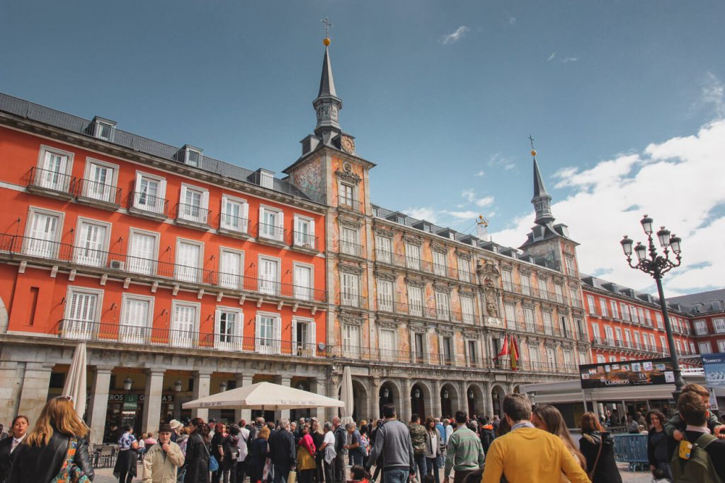 10-Places-in-Spain-to-Visit-Plaza-Mayor-in-Madrid