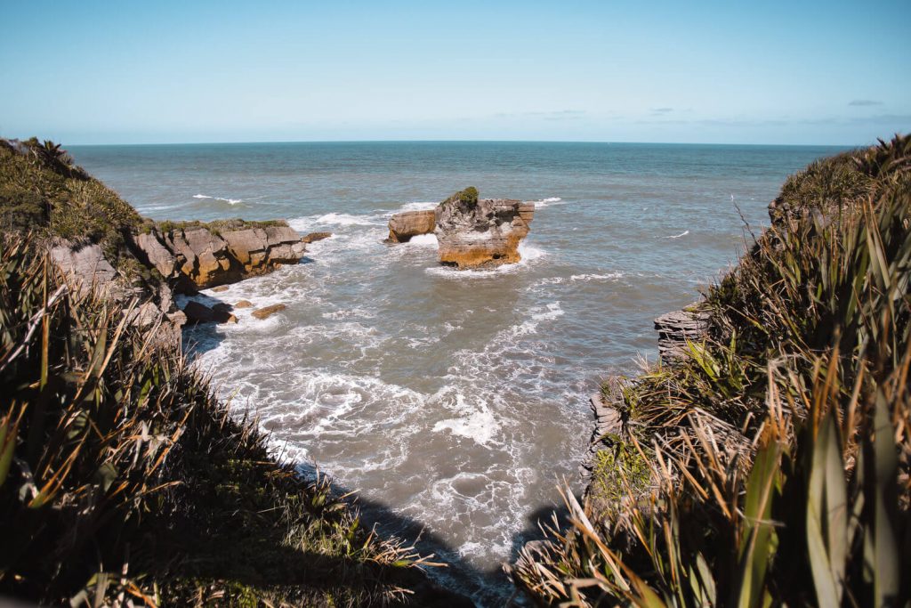 New-Zealand-itinerary-Punakaiki-rocks