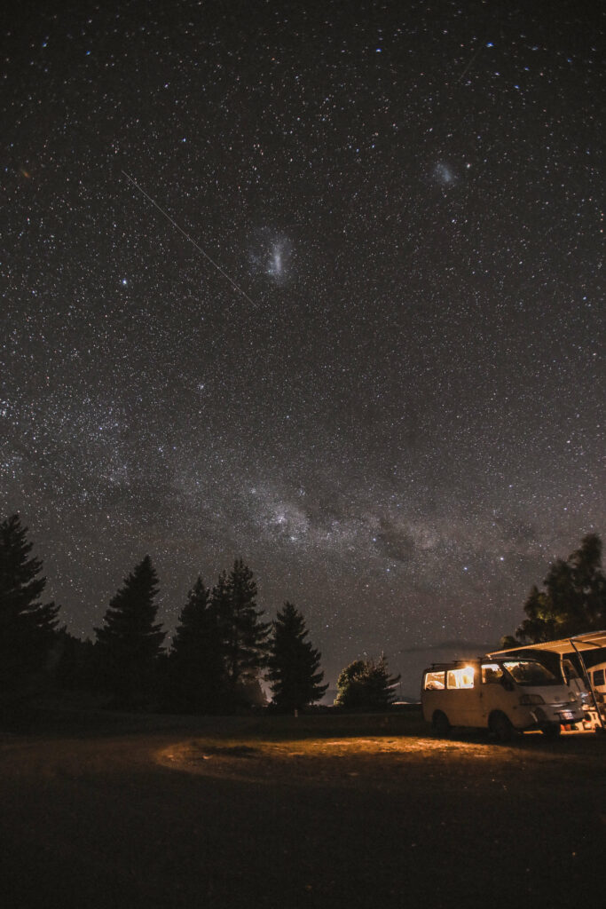 New-Zealand-Lake-Tekapo-Star-Gazing