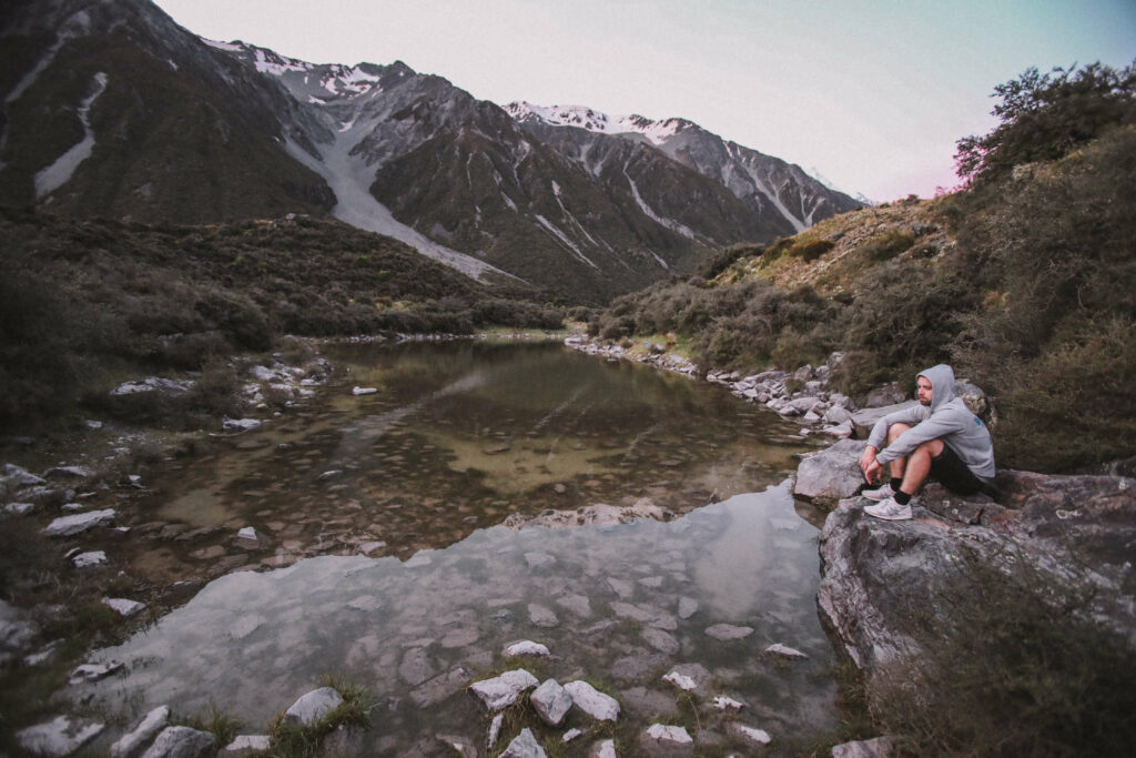 Tasman-valley-blue-lakes