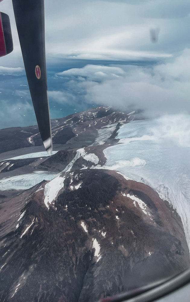 Plan-a-Trip-to-Greenland-Small-Plane