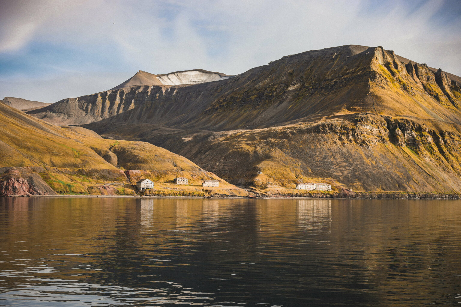 Svaleard Journey to the Edge of the World: 3 days in Svalbard Left Me Speechless ...